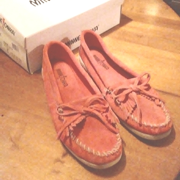 Minnetonka Shoes - Minnetonka Moccasins